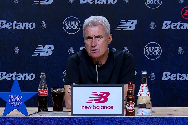 «Não existimos defensiva e ofensivamente na primeira parte»