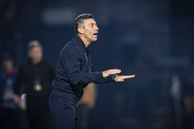 Depois de Petit e Abel Ferreira, Fluminense derrota Pedro Caixinha