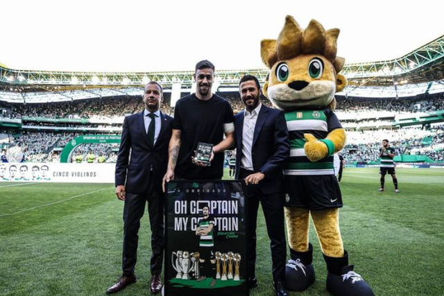 «Para Amorim se emocionar com adeus de Coates é porque houve relação umbilical entre os dois»