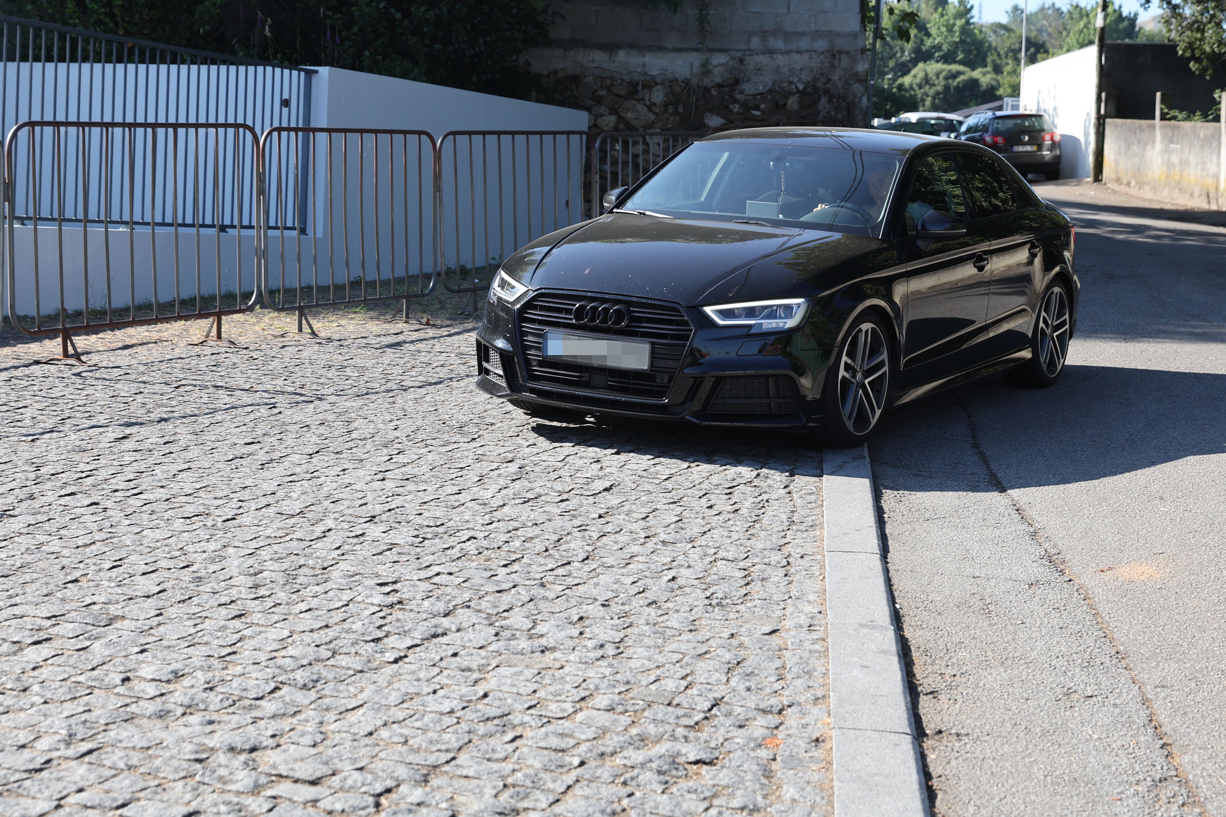 Equipa do FC Porto chega ao Centro de Treinos e Formacao Desportiva Porto/Gaia para mais um dia de trabalho: Diogo Fernandes. Segunda-feira, 28 de julho de 2025. (Catarina Morais / Kapta+)