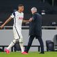 Carlos Vinícius com José Mourinho no Tottenham