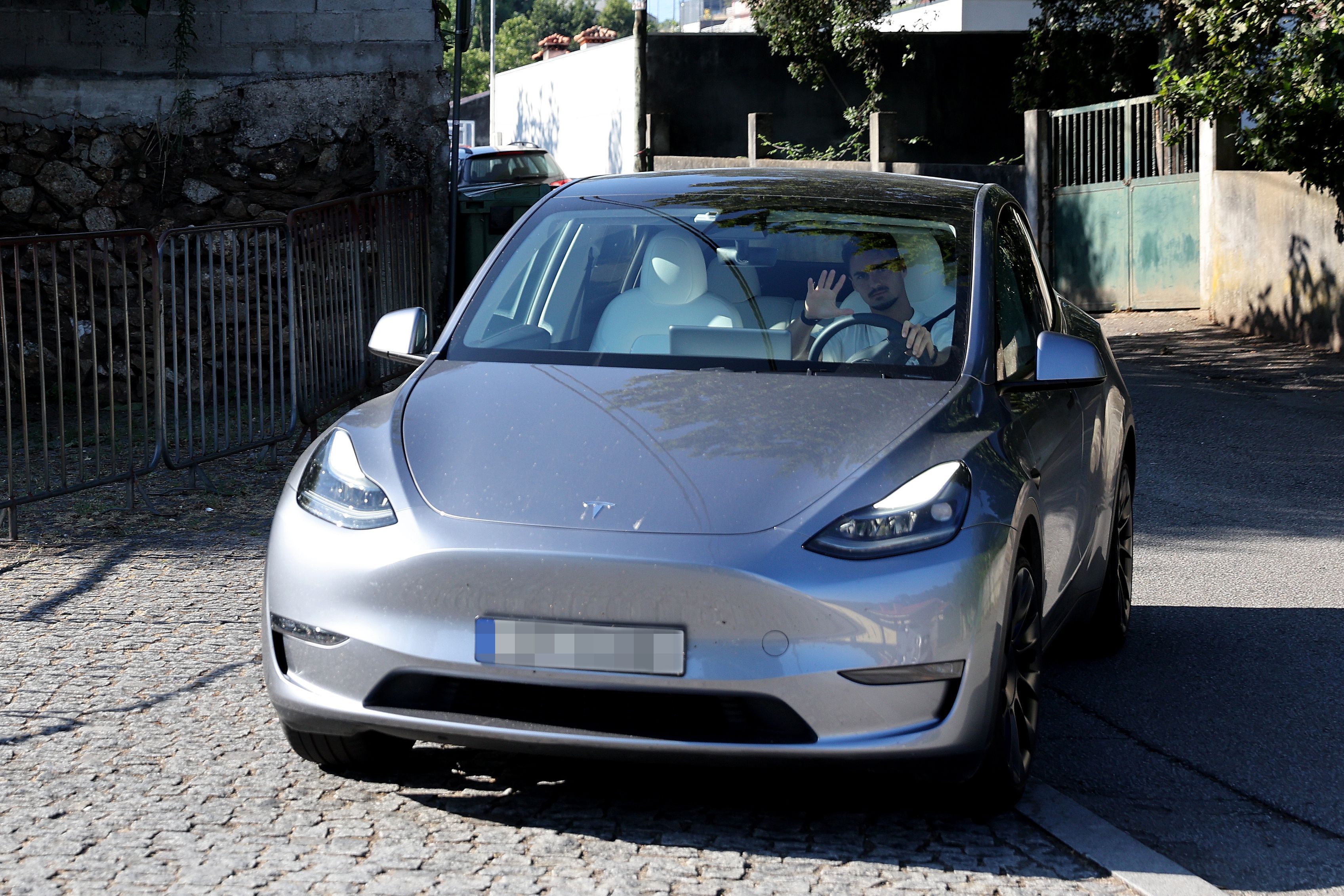 Equipa do FC Porto chega ao Centro de Treinos e Formacao Desportiva Porto/Gaia para mais um dia de trabalho: Stephen Eustáquio. Segunda-feira, 28 de julho de 2025. (Catarina Morais / Kapta+)