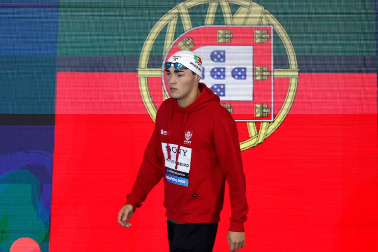 Mundial: Diogo Ribeiro 4.º nos 50m mariposa com recorde