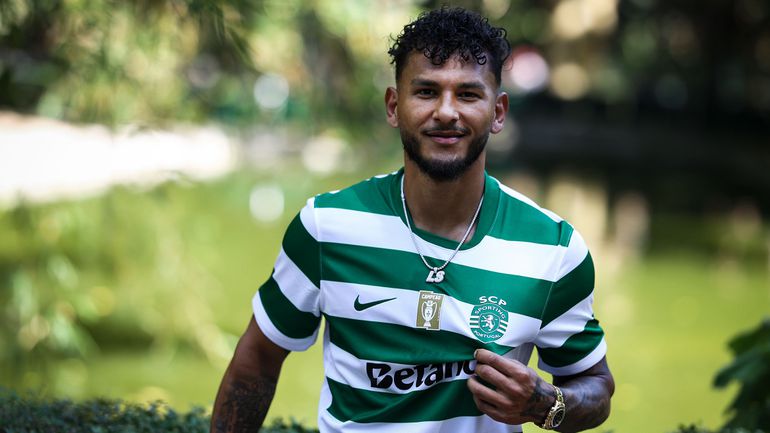 Oficial: Luis Suárez no Sporting por €22 milhões