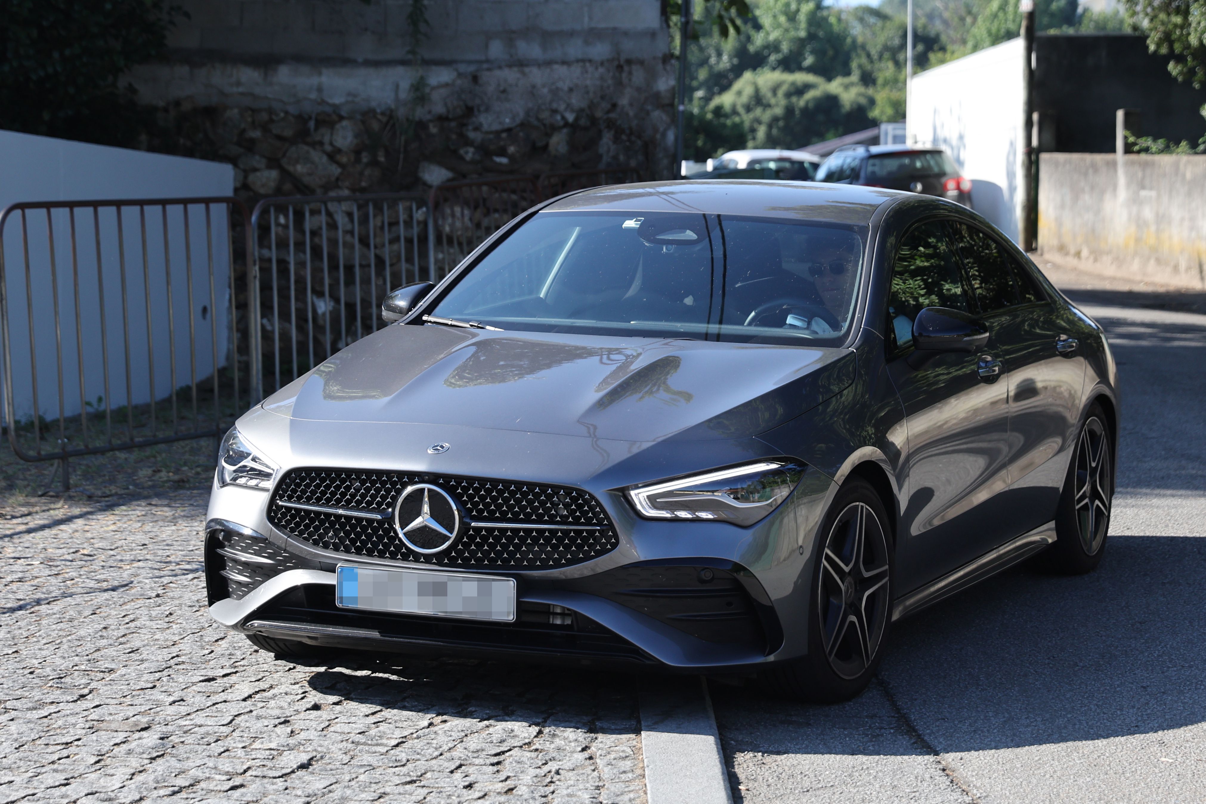 Equipa do FC Porto chega ao Centro de Treinos e Formacao Desportiva Porto/Gaia para mais um dia de trabalho: Martim Cunha. Segunda-feira, 28 de julho de 2025. (Catarina Morais / Kapta+)