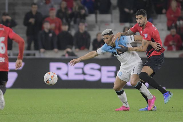 Casa Pia: Kaique seguiu viagem e vai assinar