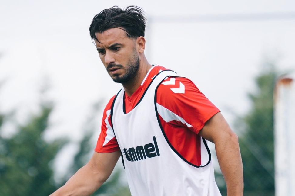 Raphael Guzzo, médio do Marítimo. -Foto: MARÍTIMO