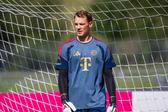 Manuel Neuer, guarda-redes alemão de 40 anos no Bayern