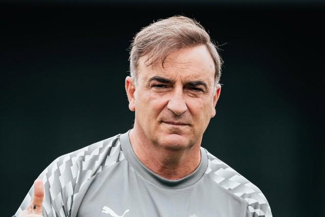 Carlos Carvalhal diz que prestação do Famalicão diante de Crystal Palace e Lens foi de nível muito elevado — Foto: Famalicão