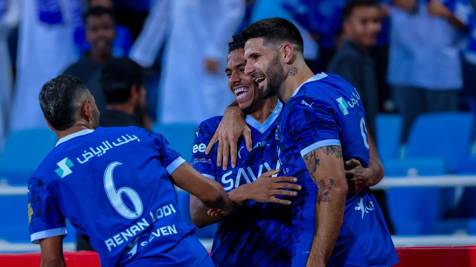 'Show' de Mitrovic e assistência de Cancelo na vitória do Al Hilal na Liga dos Campeões