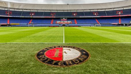 Feyenoord-Ajax cancelado por motivo inusitado