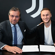 Oficial: Koopmeiners junta-se a Francisco Conceição na Juventus