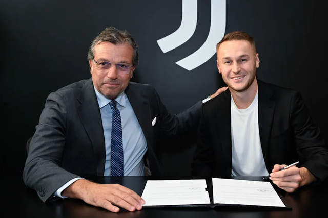 Oficial: Koopmeiners junta-se a Francisco Conceição na Juventus