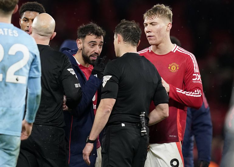 Primeira derrota de Amorim em Old Trafford foi a 7 de dezembro de 2024, na receção ao Forest de Nuno Espírito Santo, 2-3 (IMAGO)