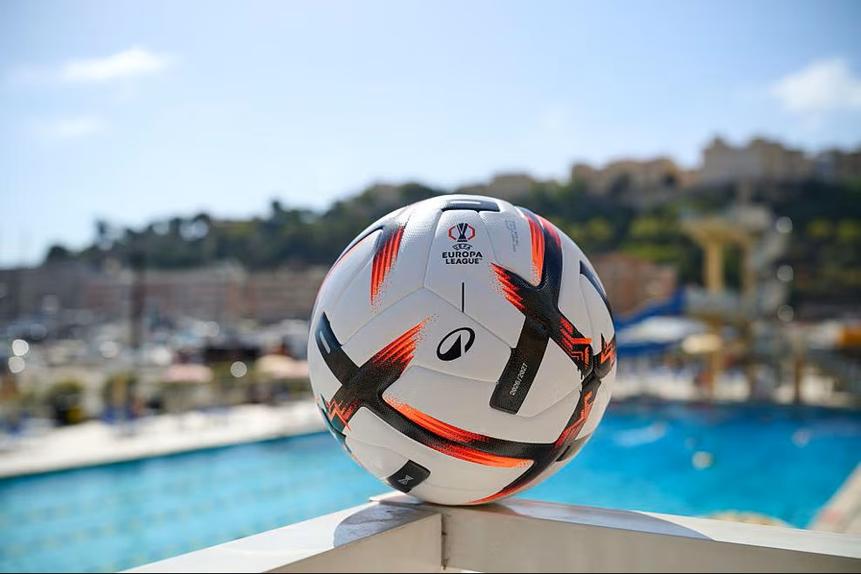 A bola da Liga Europa. Foto UEFA