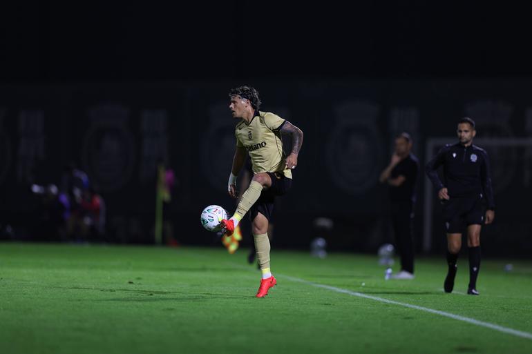 Maxi Araújo em ação (Rio Ave-Sporting)