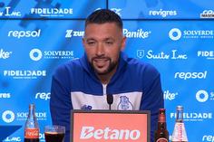 Farioli como Villas-Boas: «O FC Porto é uma boutique bastante cara...»