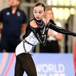 Portuguesa de 14 anos é campeã mundial junior de patinagem artística