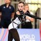 Portuguesa de 14 anos é campeã mundial junior de patinagem artística