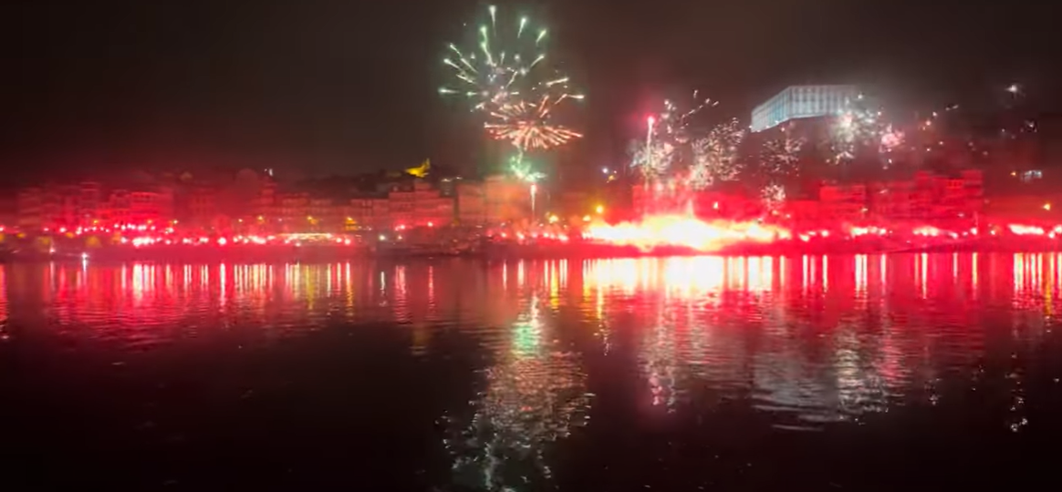 Festa dos 130 anos no FC Porto começou com fogo de artifício na Ribeira