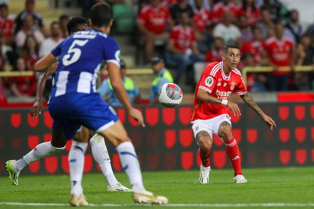 Benfica-FC Porto: segundo 'round' da época, novos atores e a Luz cansada de festas alheias...