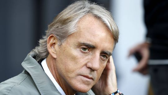 Comunicado: Federação italiana avalia pedido de indemnização a Roberto Mancini