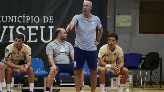 Surpresa no andebol: FC Porto empata em casa do Águas Santas