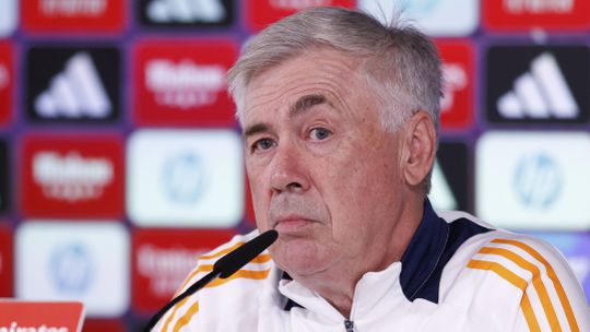 Ancelotti: «Ninguém gostou desta coisa de parar o jogo»