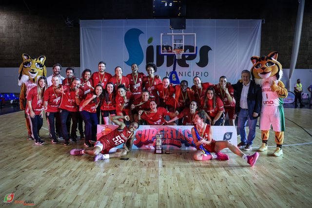Basquetebol: Benfica conquista Supertaça feminina