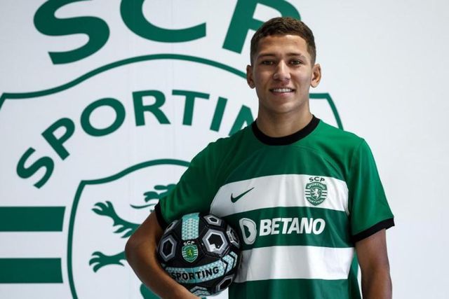 Médio do Sporting fratura perónio