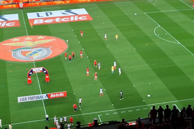 Benfica já aquece na Luz