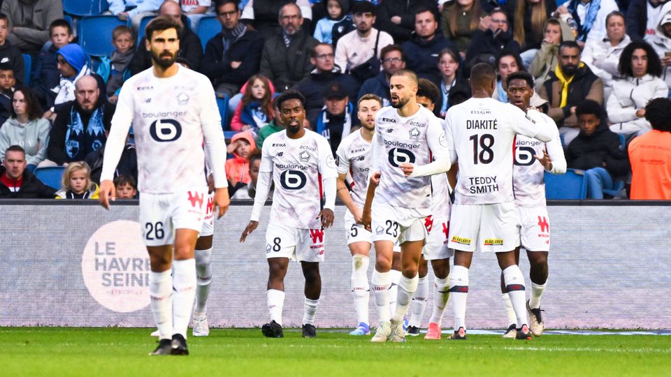 André Gomes e Tiago Santos titulares no regresso do Lille às vitórias