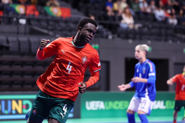 Entrada à campeão de Portugal no Euro sub-19: 7-1 à Itália!