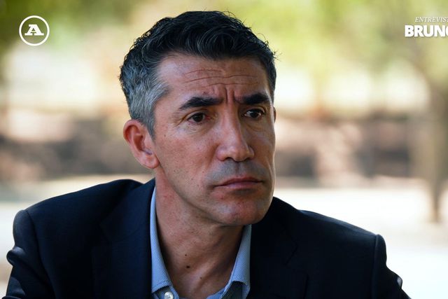 Bruno Lage conta tudo em entrevista a A BOLA