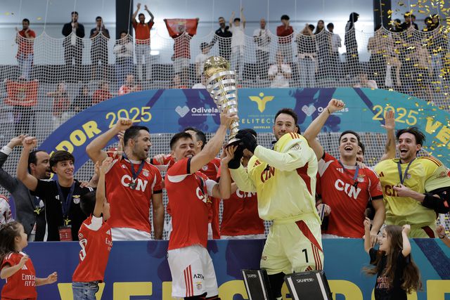 Benfica vence Sporting e conquista Elite Cup