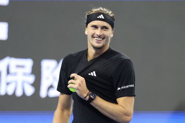 Zverev defronta Medvedev nos quartos de final em Pequim