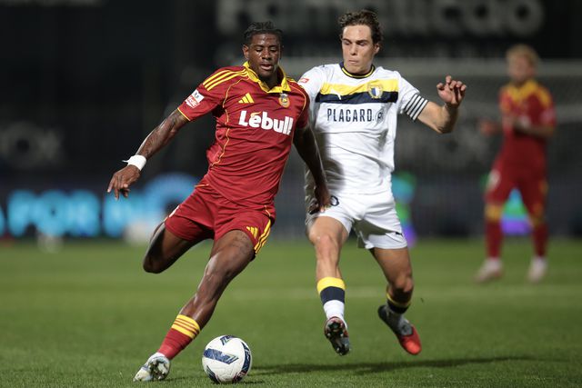 Capitão dos azuis e brancos do Minho voltou a espalhar magia - Foto: Manuel Fernando Araújo/LUSA