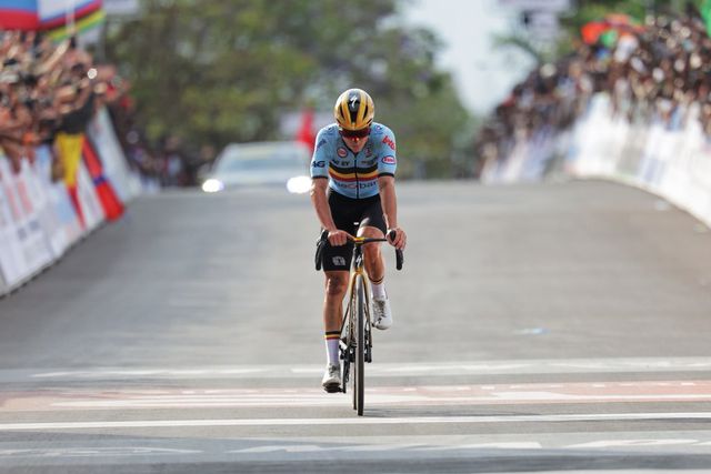 Remco Evenepoel: «Senti-me capaz de tirar a vitória a Pogacar»