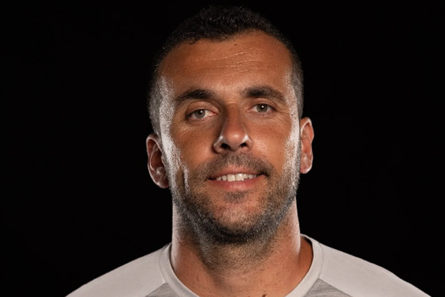 Técnico já veste as cores do emblema tricolor - Foto: Estrela da Amadora