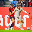 Lens empata em Rennes com expulsão no primeiro minuto de jogo
