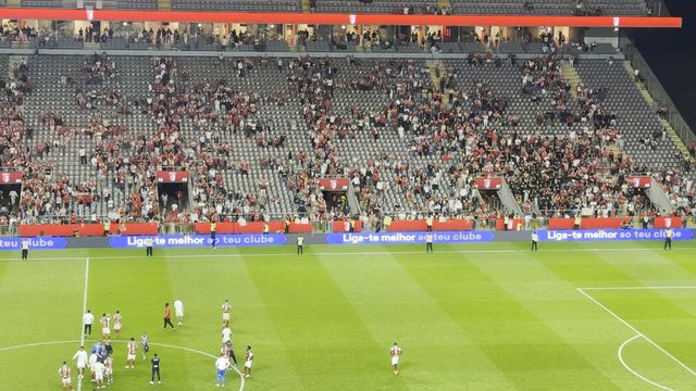 Adeptos do SC Braga protestam após mais uma derrota no campeonato