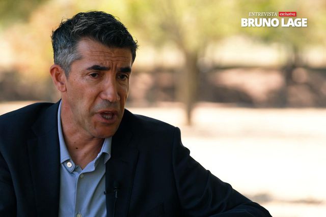 Lage revela conversa com Rui Costa sobre despedimento: «Foi muito rápido»
