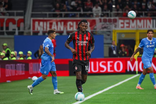 Rafael Leão regressou no Milan, mas Allegri avisa: «Está em baixo de forma»