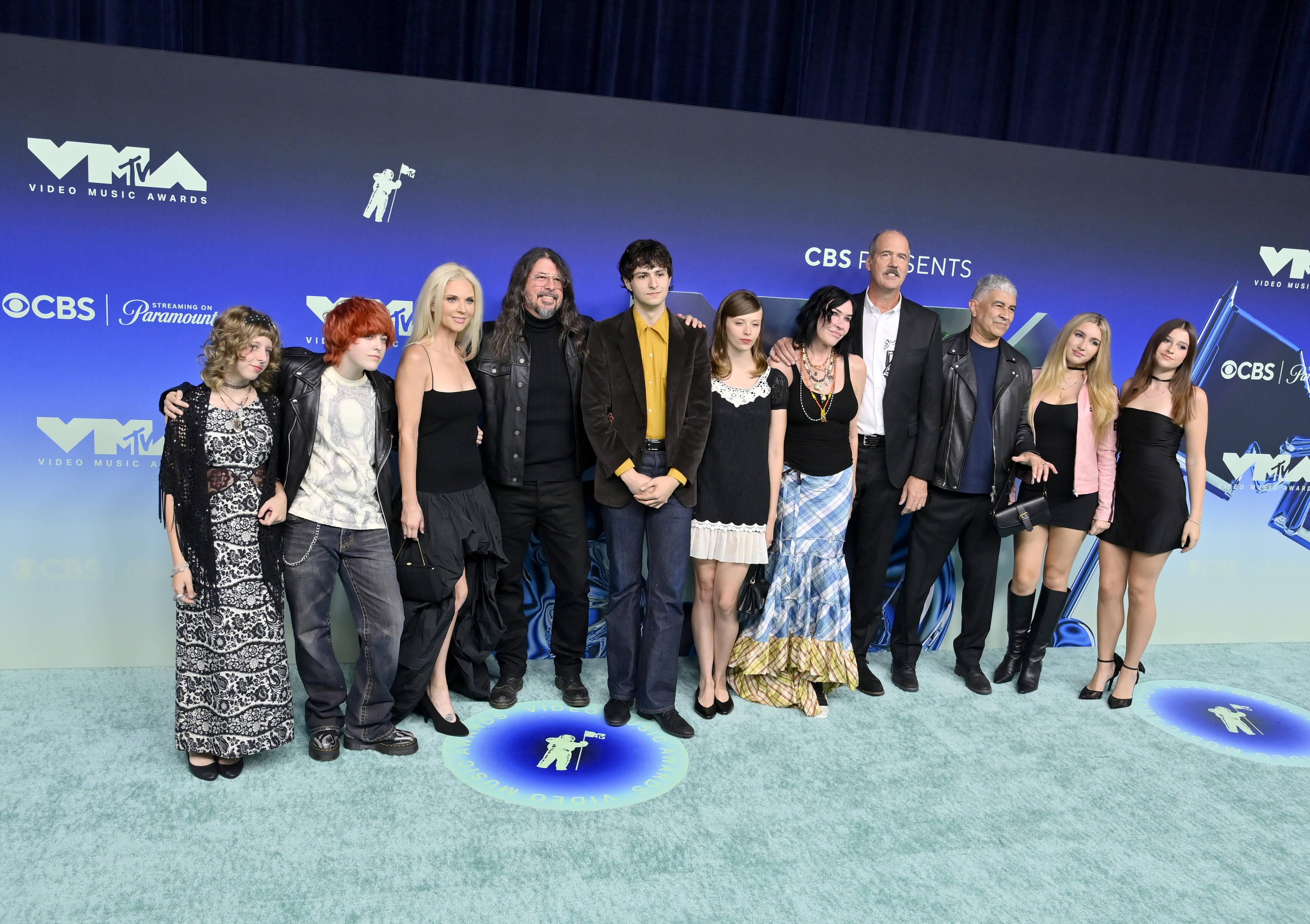 Dave Grohl, Krist Novoselic e Pat Smear, dos Nirvana
