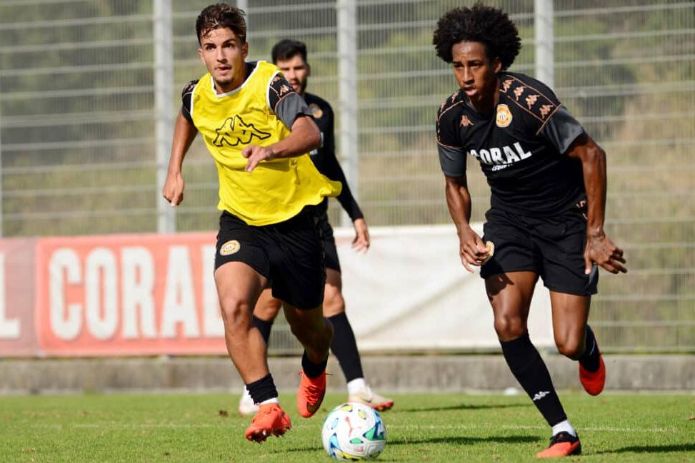 O plantel do Nacional regressou aos treinos, após três dias de folga. -Foto: NACIONAL