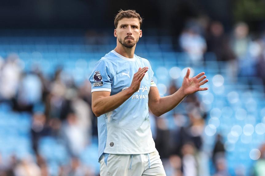 Rúben Dias recebe 15,8 milhões de euros fixos por ano no Manchester City e é o sétimo mais bem pago no plantel - Foto: Imago