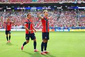 Berg vai ter com Schjelderup para celebrar golo da seleção da Noruega