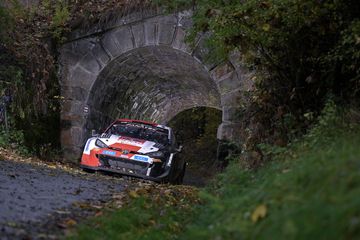 Rovanpera e Ogier atrás da história em Portugal