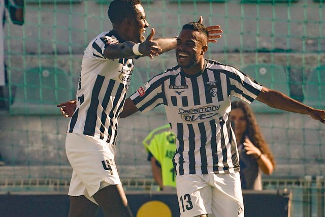 Algarvios vencem pela primeira vez em casa e afundam ainda mais o Estoril