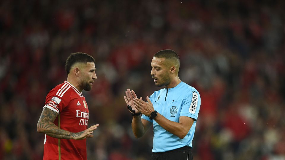 Análise de Duarte Gomes à arbitragem do Benfica-Casa Pia